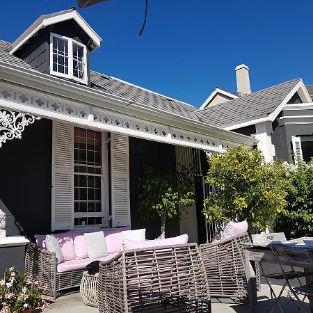 Gilmour Hill Bed and Breakfast Kaapstad Buitenkant foto