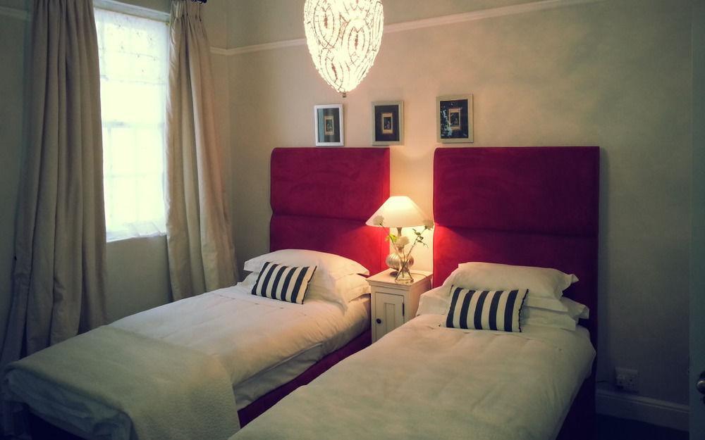 Gilmour Hill Bed and Breakfast Kaapstad Buitenkant foto
