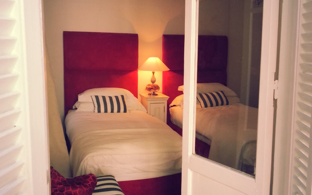 Gilmour Hill Bed and Breakfast Kaapstad Buitenkant foto