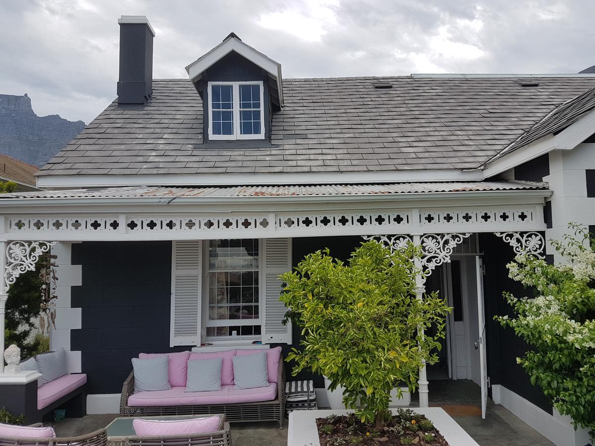 Gilmour Hill Bed and Breakfast Kaapstad Buitenkant foto