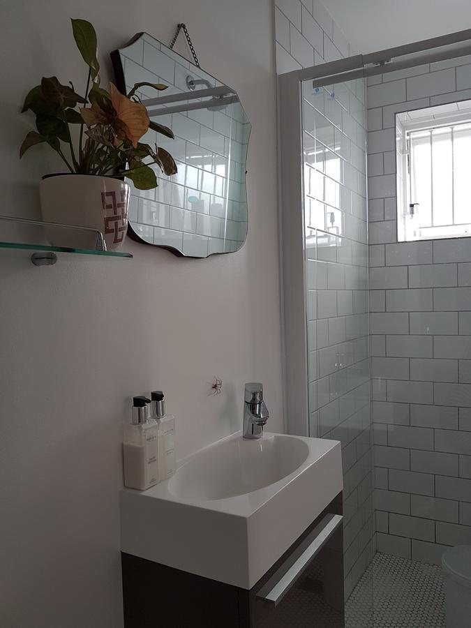 Gilmour Hill Bed and Breakfast Kaapstad Buitenkant foto