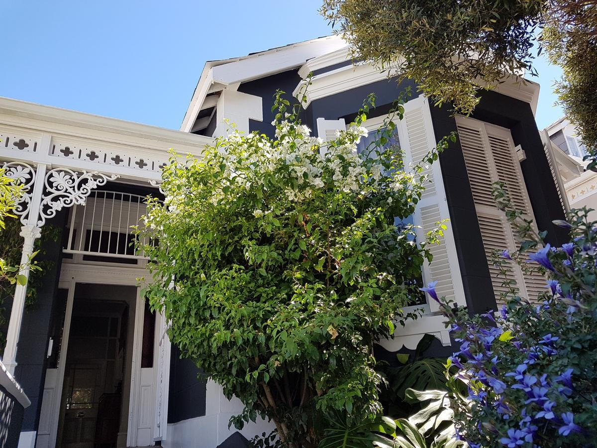 Gilmour Hill Bed and Breakfast Kaapstad Buitenkant foto