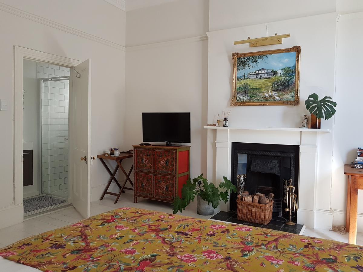 Gilmour Hill Bed and Breakfast Kaapstad Buitenkant foto