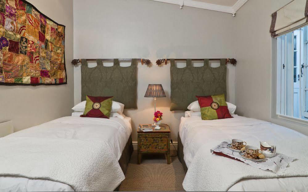 Gilmour Hill Bed and Breakfast Kaapstad Buitenkant foto